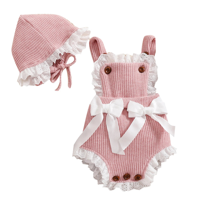 Conjunto Macacão Curto em Tricot + Chapéu