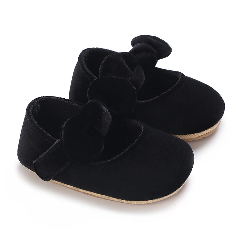 Sapatos em Couro Pretinho Nada Básico