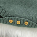 Macacão Manga Longa em Tricot com Bordado