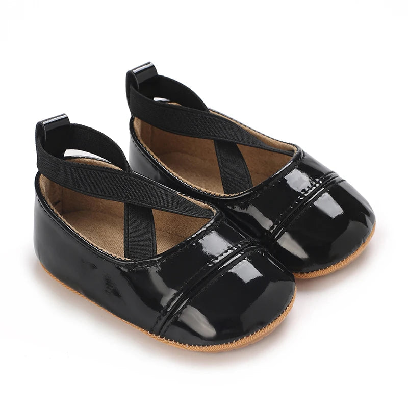 Sapatos em Couro Pretinho Nada Básico