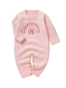 Macacão Manga Longa em Tricot Rosa com Bordado de Arco-Íris