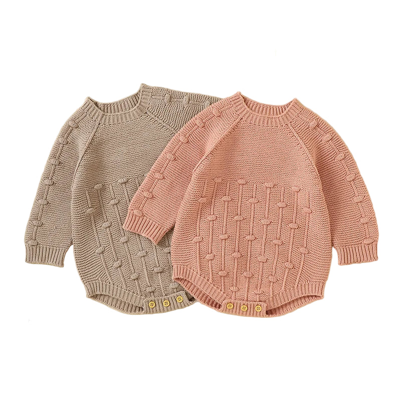 Macacão Curto em Tricot com Manga Longa