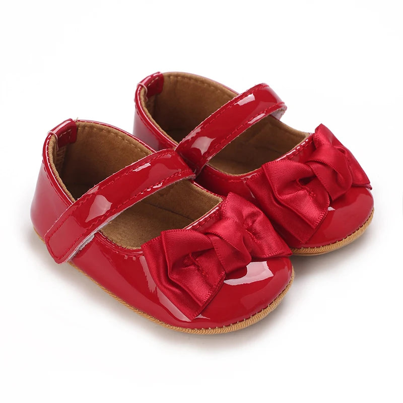 Sapatos Baixos Clássicos Vermelhos com Laço de Princesa