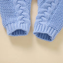 Macacão Manga Longa com Capuz em Tricot