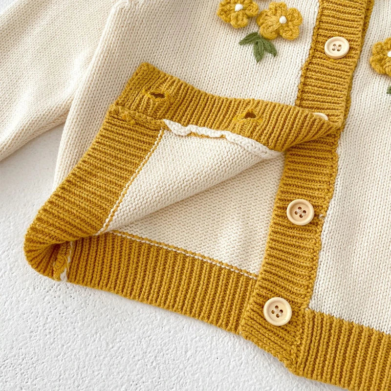 Casaco Cardigan Floral em Tricot