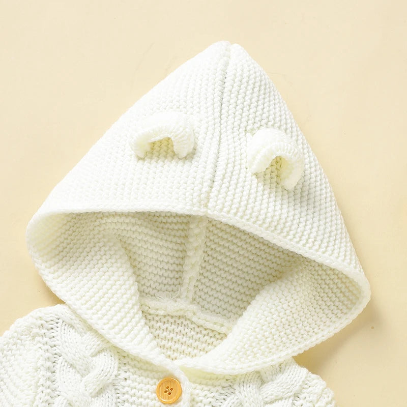 Macacão com Capuz em Tricot