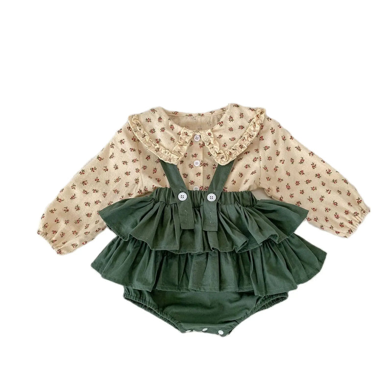 Conjunto Encanto de Primavera Blusa e Shorts