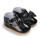 Sapatos em Couro Pretinho Nada Básico