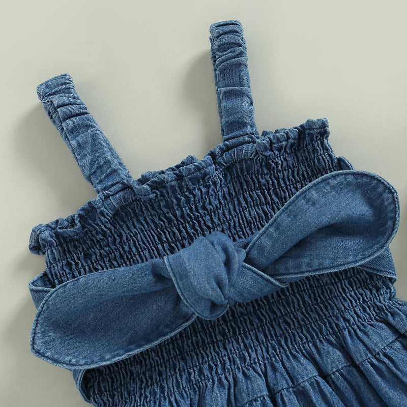 Macacão Jeans com Laço