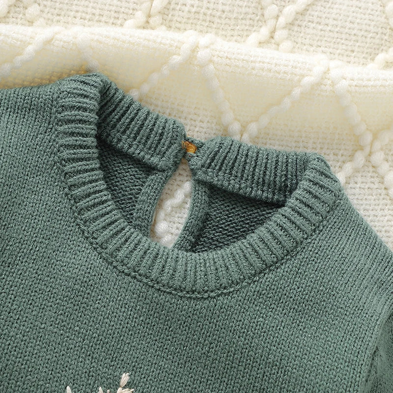 Macacão Manga Longa em Tricot com Bordado