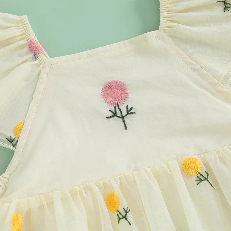 Macacão Curto Floral com Faixa - 2pçs