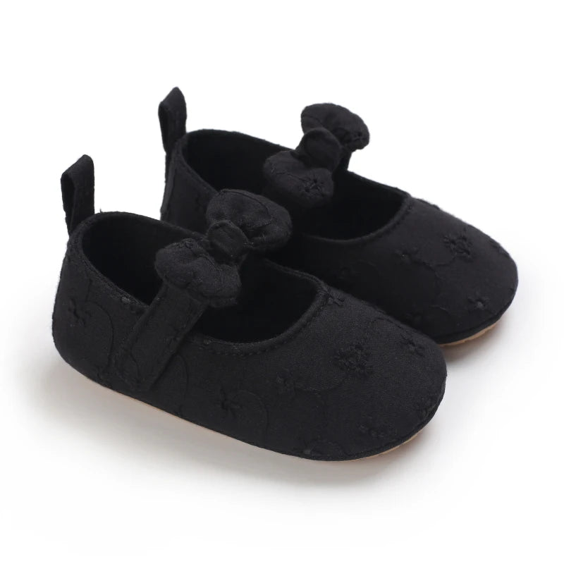 Sapatos em Couro Pretinho Nada Básico